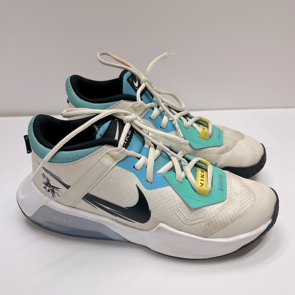 EUC-Boys Nike Air Zoom /Fly Basketball Shoes Sz.6Y